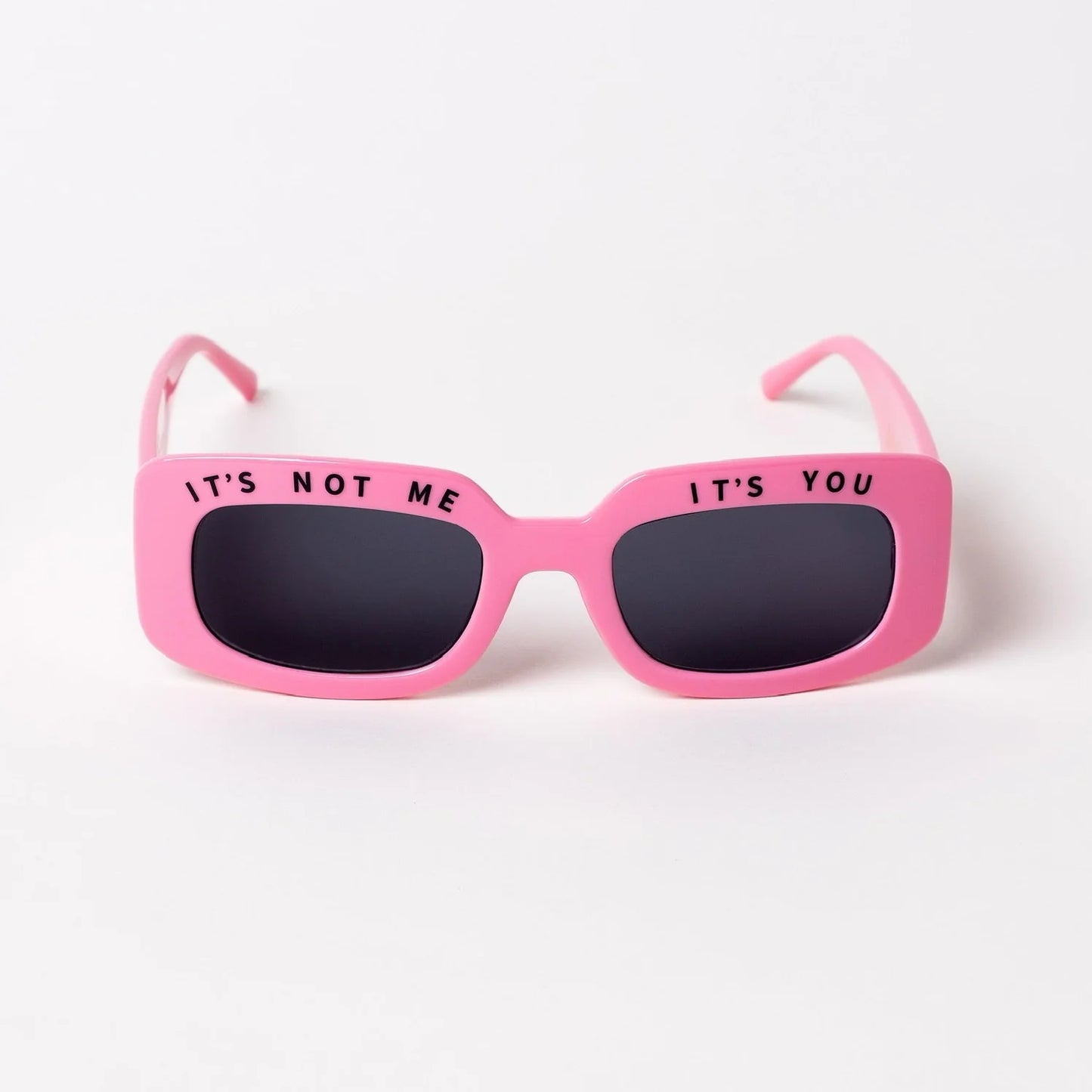 INDY It's Not Me, It's You Sunglasses in Pink
